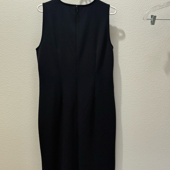 Ann Taylor Sheath dress. - Picture 2 of 4